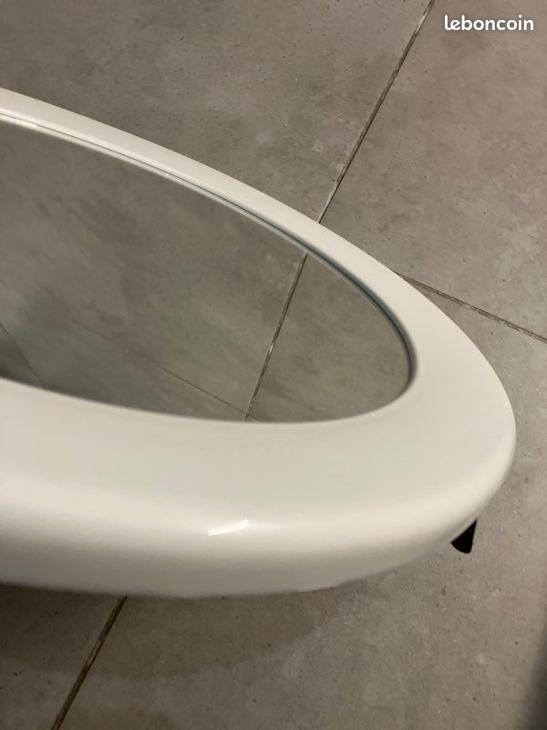 Diamètre 45 cm ancien miroir rond plastique prisunic vintage années 70 blanc (image 3)