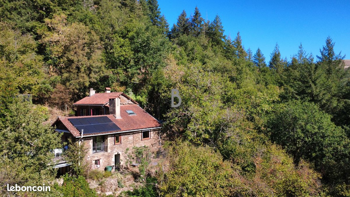 Maison 3 pièces 146 m² · à Connac · 146 m² · 310 000 €