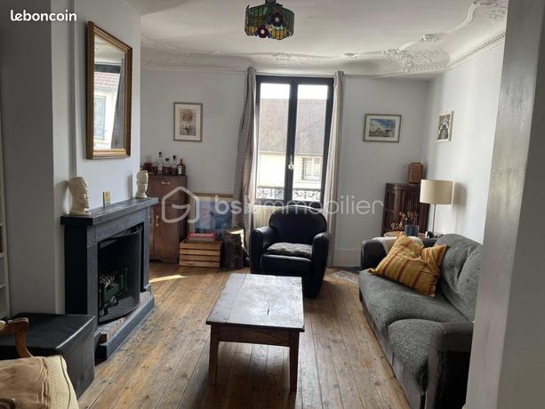 Maison 9 pièces 215 m²
