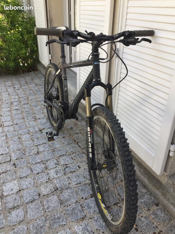 VTT Rockrider 8.2 (image 2)