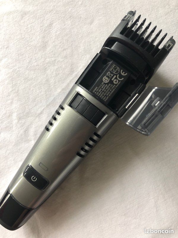 Tondeuse à barbe Philips sans fils à aspiration (image 3)
