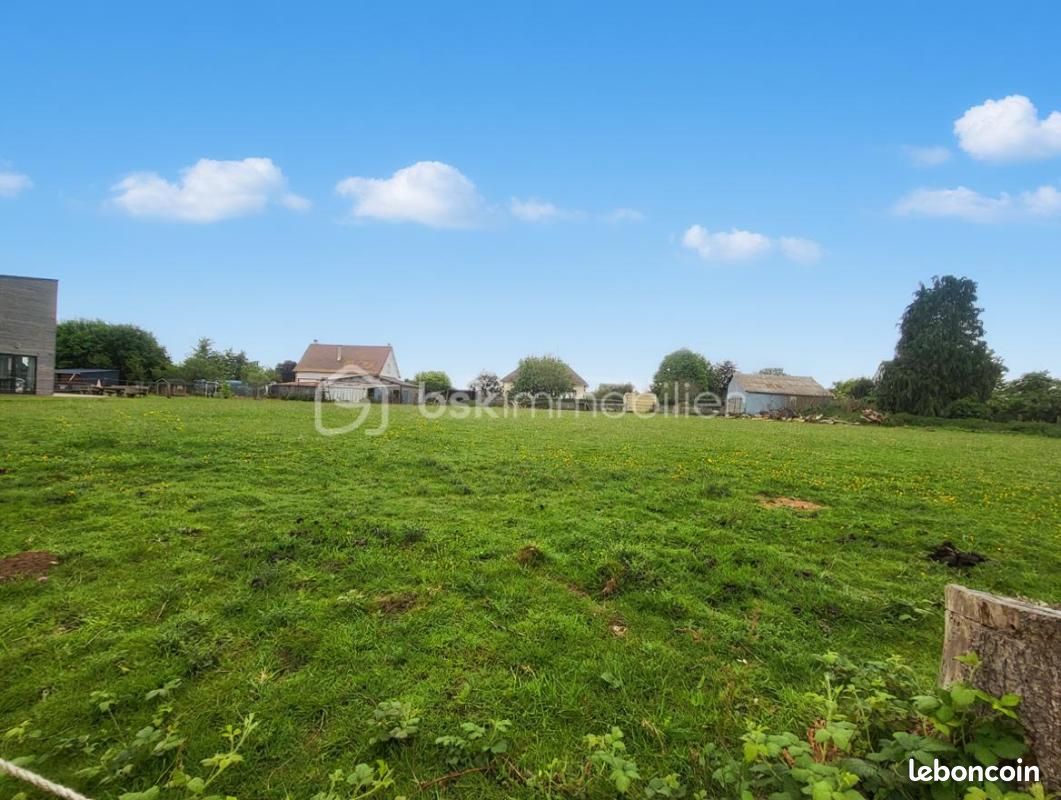 Terrain 1 323 m² Virey · à Saint-Hilaire-du-Harcouët · 38 000 €
