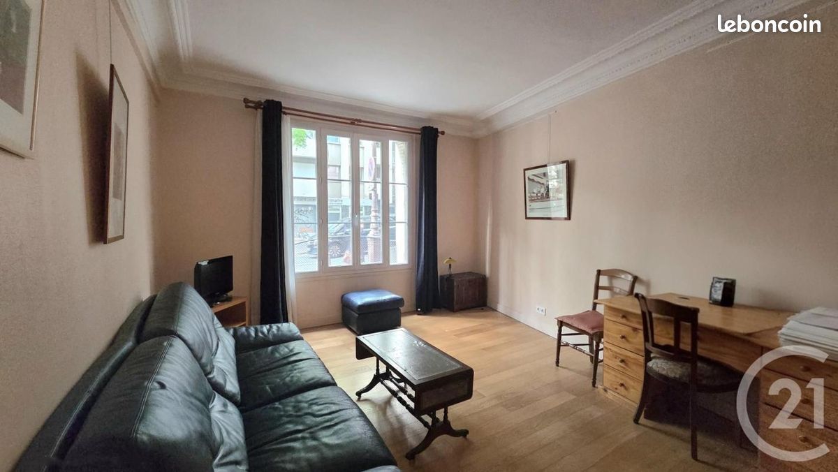 Appartement 1 pièce 31 m² · à Paris · 31 m² · 295 000 €
