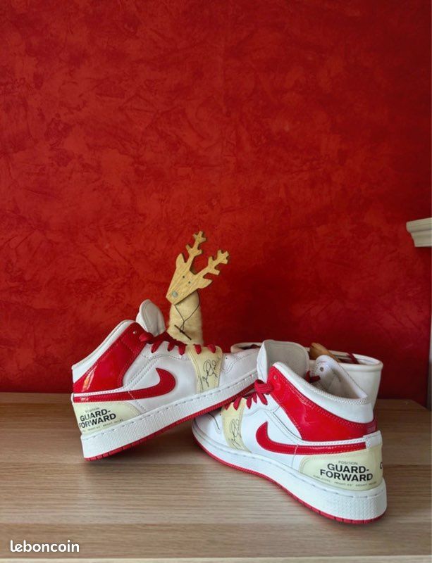 👟 Nike Jordan Édition Chicago taille 37.5 très bon état (image 1)