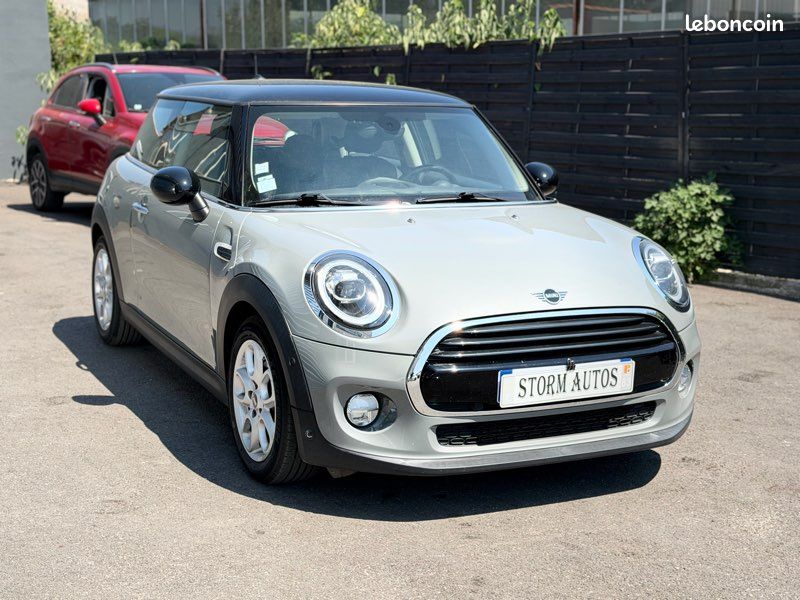 Mini Cooper 1.5 136cv chili (image 1)