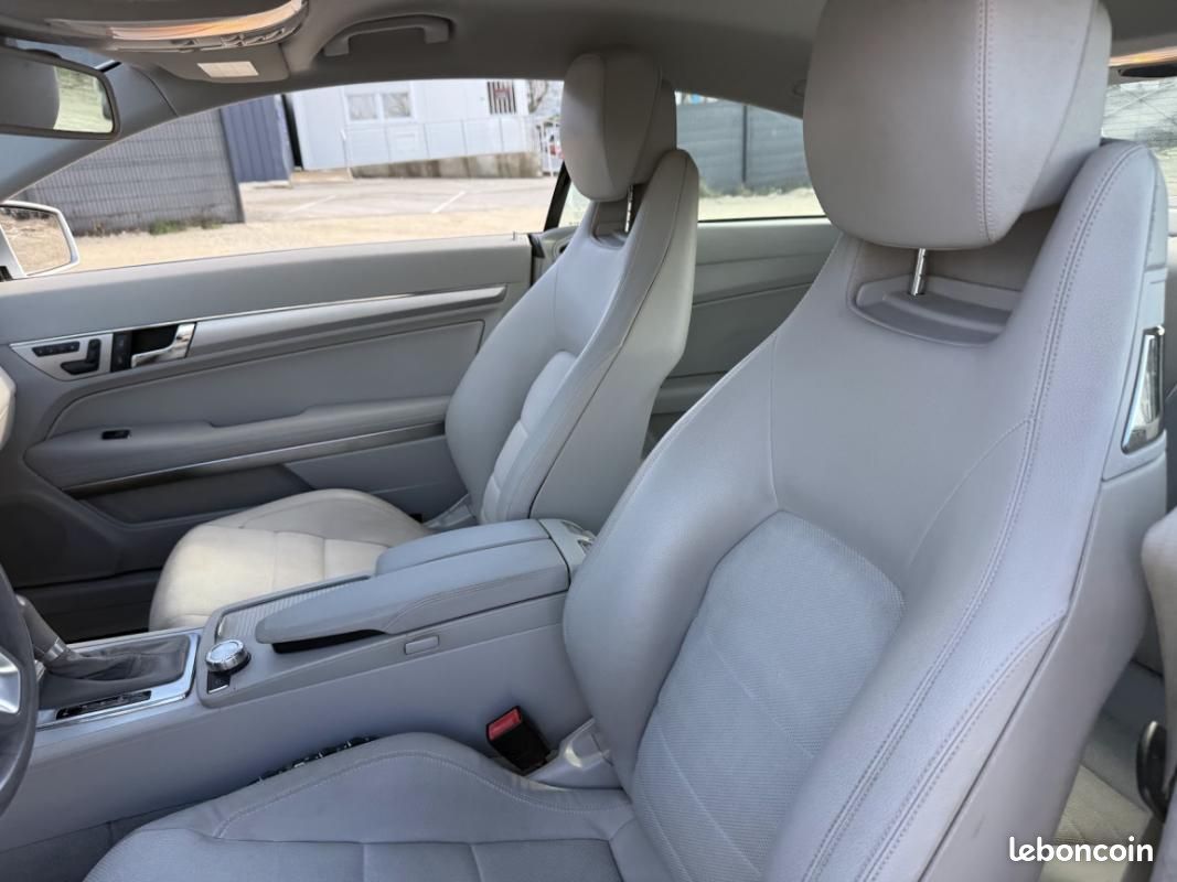 Mercedes Classe E Coupé 250 205cv BlueEfficiency Executive (image 13)