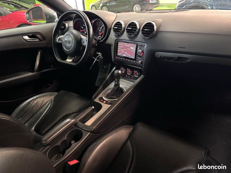 Audi TT 1.8 TFSI 160 AMBITION LUXE S TRONIC 7 (image 3)