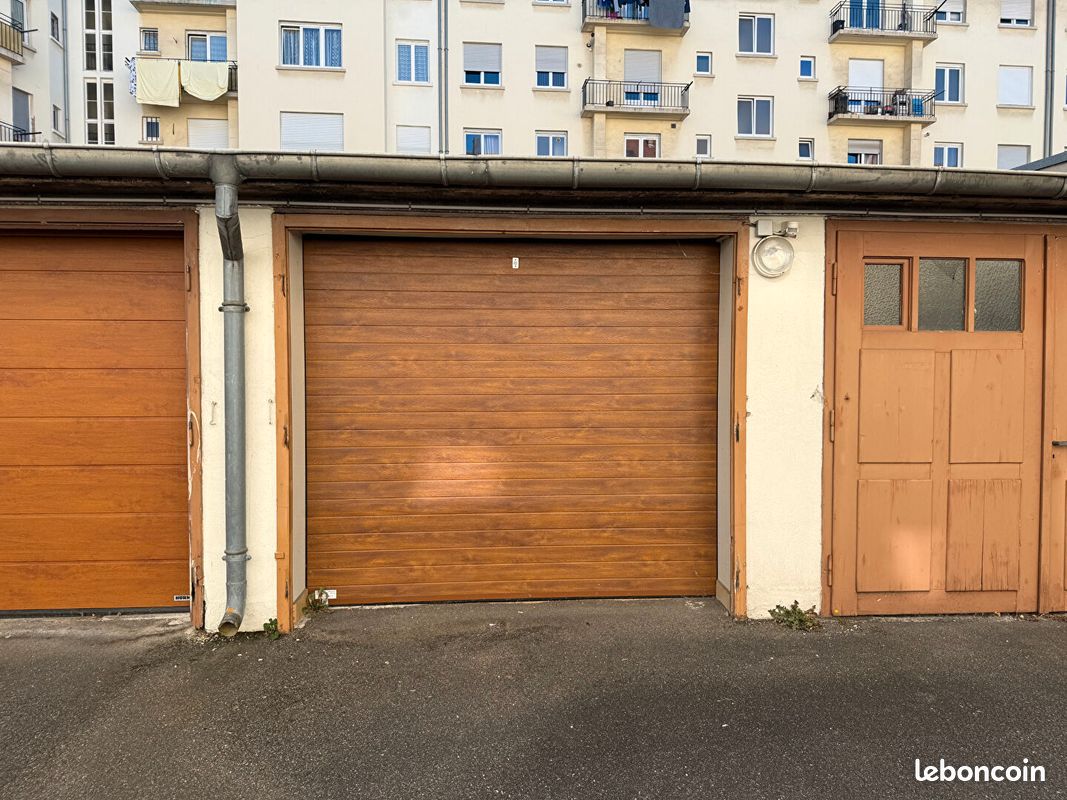 Parking 16 m² · à Strasbourg · 16 m² · 30 000 €