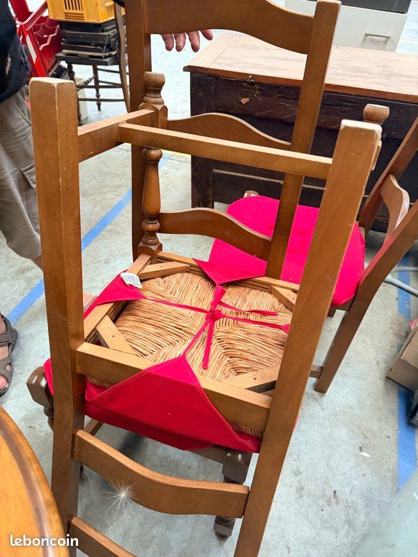 Table et chaises (image 2)