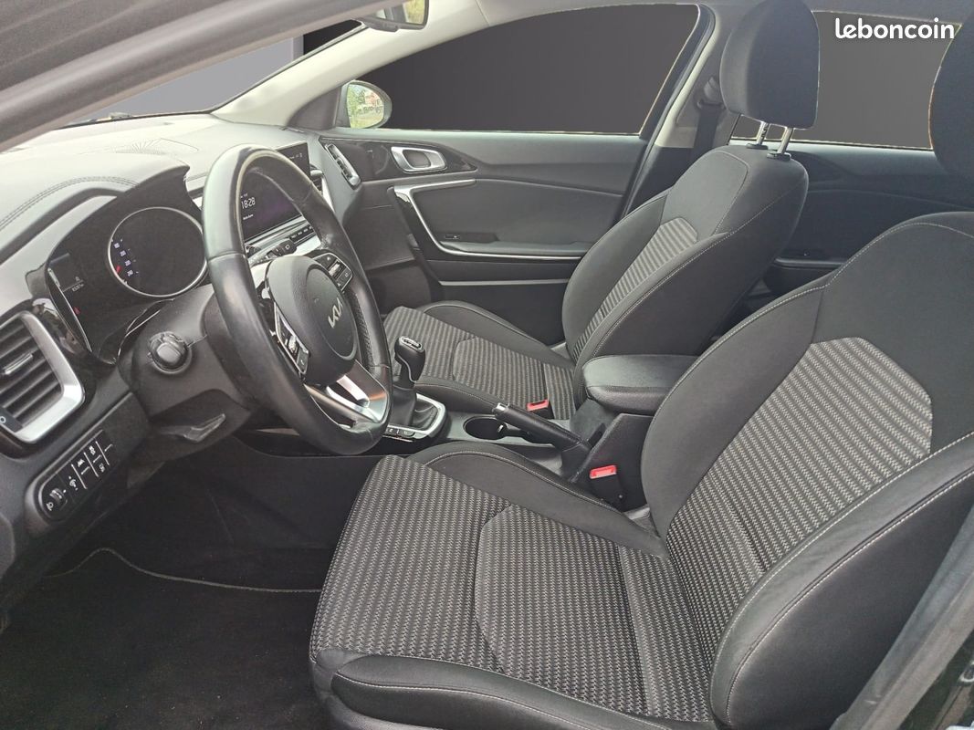 KIA CEED SPORTSWAGON SW 1.0 T-GDI 120 ACTIVE 120Ch Garantie 12 mois (image 4)