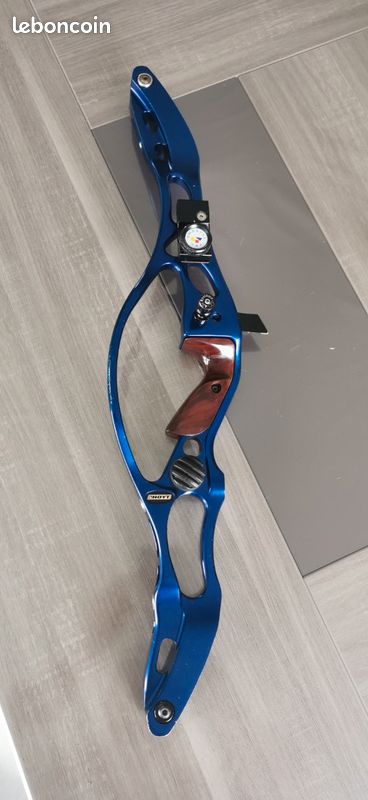 POUDRE DE FEUILLES D'INDIGO 100% PURE POUR LA TEINTURE DES CHEVEUX NOIR