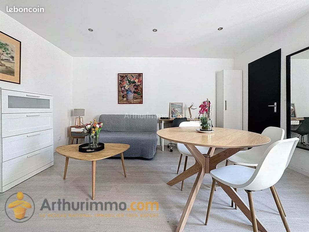 Appartement 1 pièce 27 m² · à Reims · 27 m² · 560 €