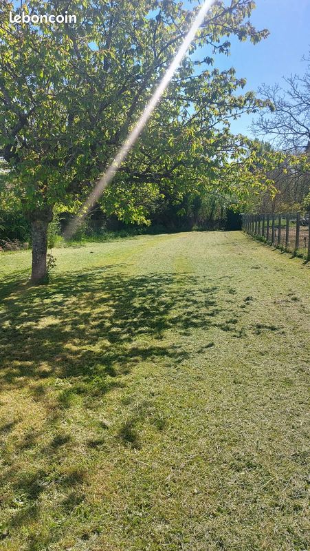 Terrain a batir · à Les Avenières Veyrins-Thuellin · 99 000 €
