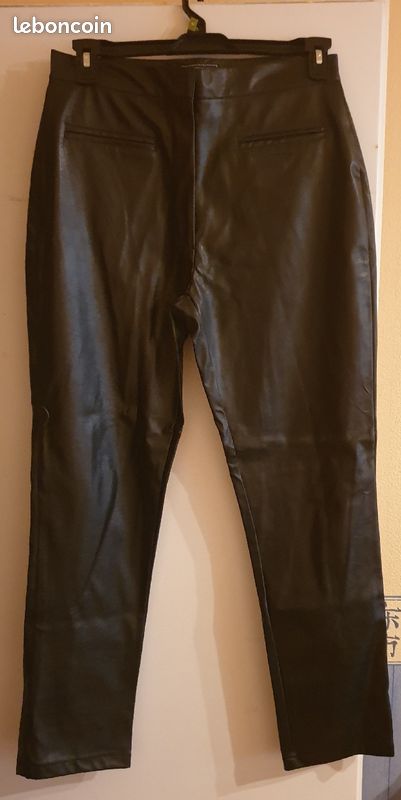 Pantalon imitation cuir (image 2)