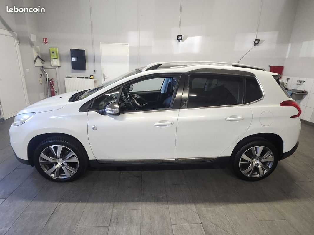 Peugeot 2008 1.6 HDI 120 BV6 - Crossway (image 4)