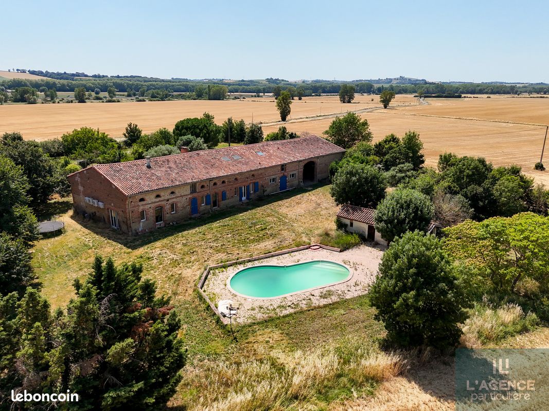 Maison 8 pièces 480 m² · à Villefranche-de-Lauragais · 480 m² · 679 000 €
