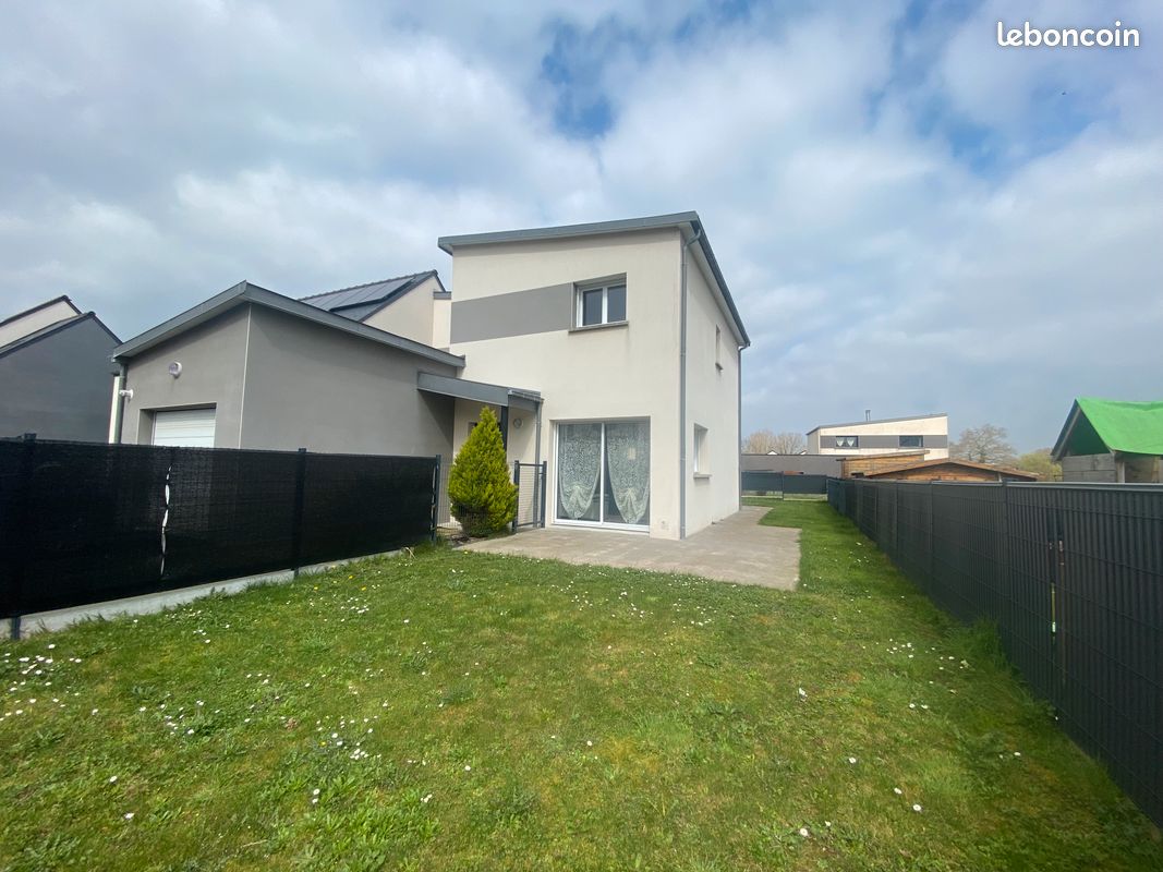 Maison 5 pièces 106 m² · à Bédée · 106 m² · 1 095 €/mois
