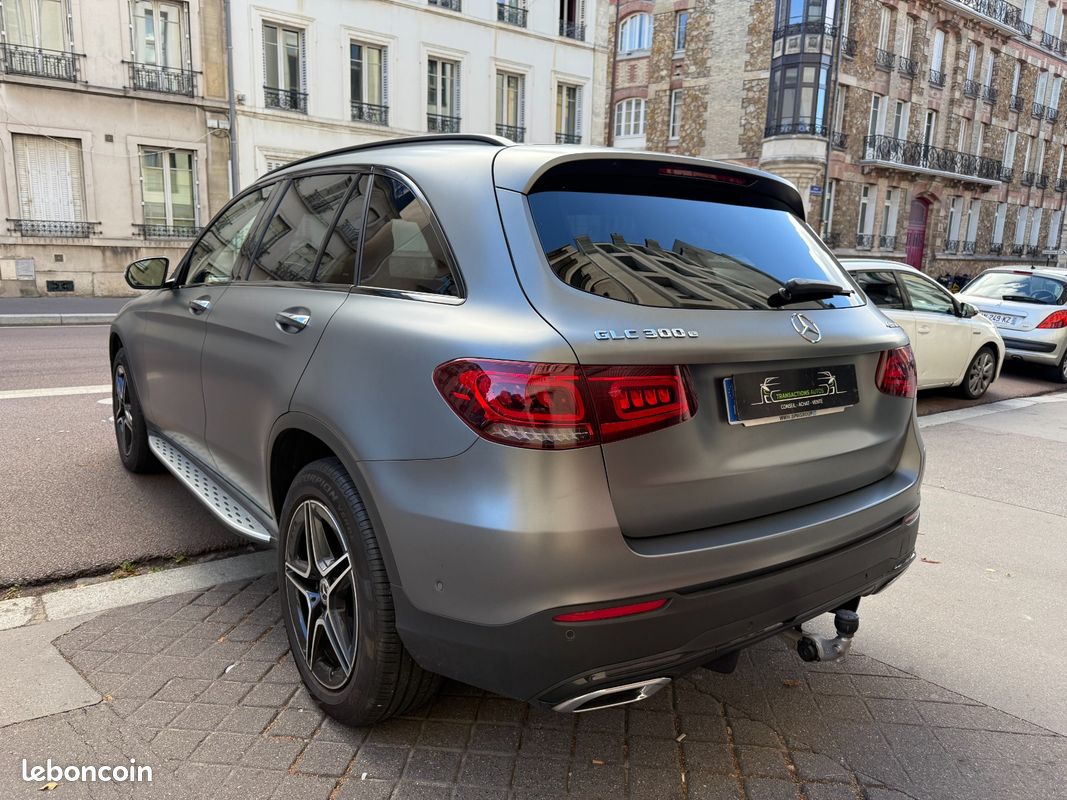 MERCEDES GLC 300 e 9G-Tronic 4Matic AMG Line 320 ch HYBRID TOIT OUVRANT entretien 100% Mercedes garantie Mercedes (image 4)