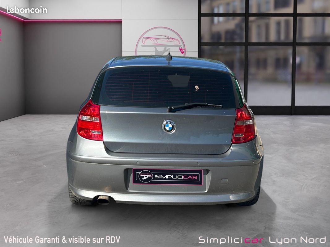 BMW SERIE 118D EDITION BLACK AND WHITE 143Ch Garantie 12 mois (image 7)