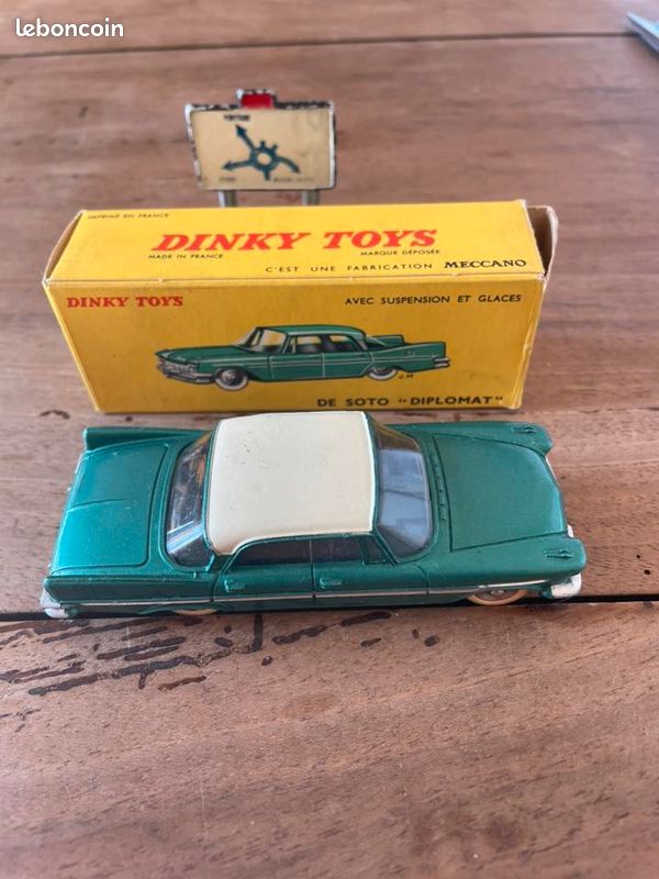 Dinky Toys De Soto 59 Diplomat scale 1/43 Ref. 545 made in France