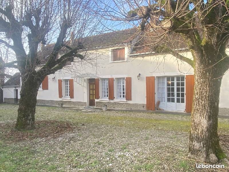 Maison 7 pièces 180 m² · à Vergigny · 180 m² · 174 000 €