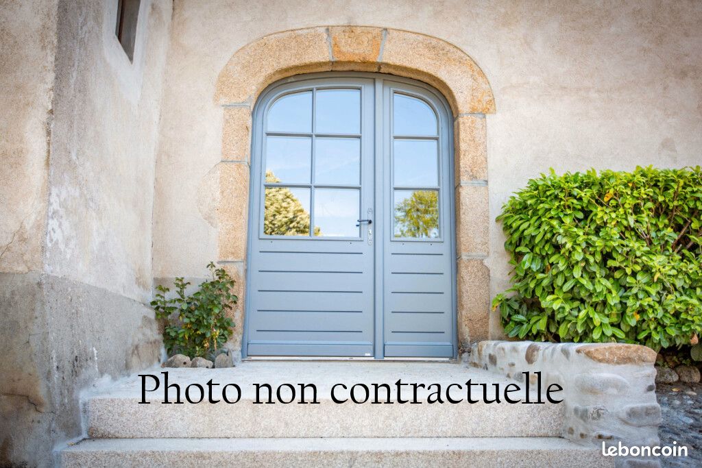 Maison 10 pièces 338 m² · à Cholet · 338 m² · 1 000 000 €