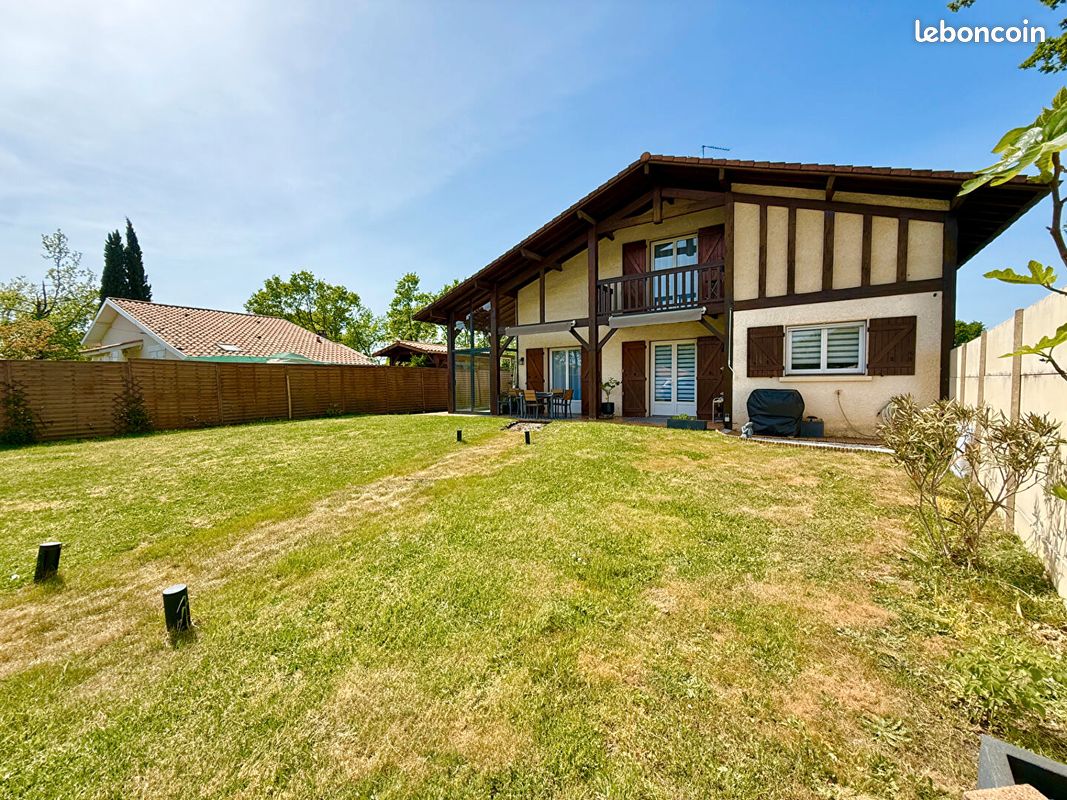 Maison 5 pièces 129 m² · à Gujan-Mestras · 129 m² · 494 000 €