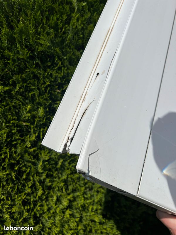 Portail deux vantaux pvc cadre allu (image 4)