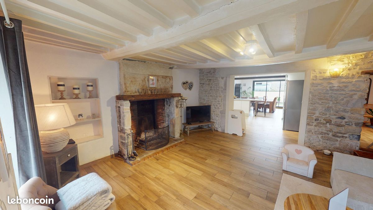 Maison 5 pièces 136 m² · à Bayeux · 136 m² · 284 990 €