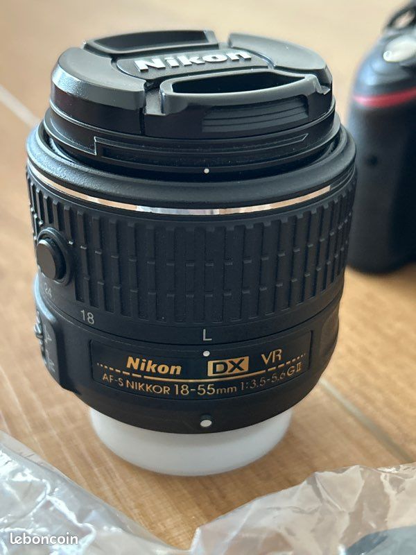 Appareil photo Nikon D3200 + objectif 18-55 mm + accessoires (image 2)