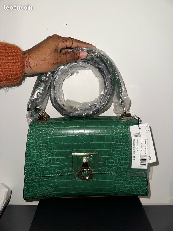 Guess Stephi Sac A Main Guess Vert Guess Sac à Main Grün/vert ZALANDO