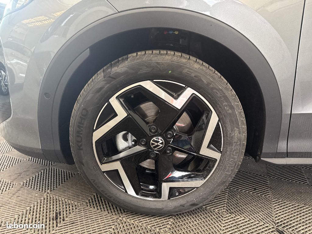 Volkswagen T-Roc 1.5 ETSI EVO2 HYBRID 150CH DSG7 R-LINE ATTELAGE (image 23)