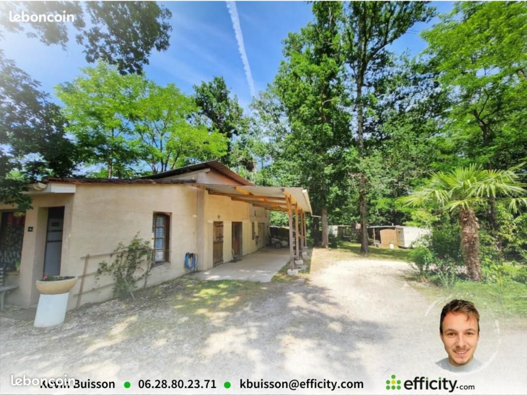 Maison 6 pièces 185 m² - Aubeterre-sur-Dronne 16390 (image principale 3)