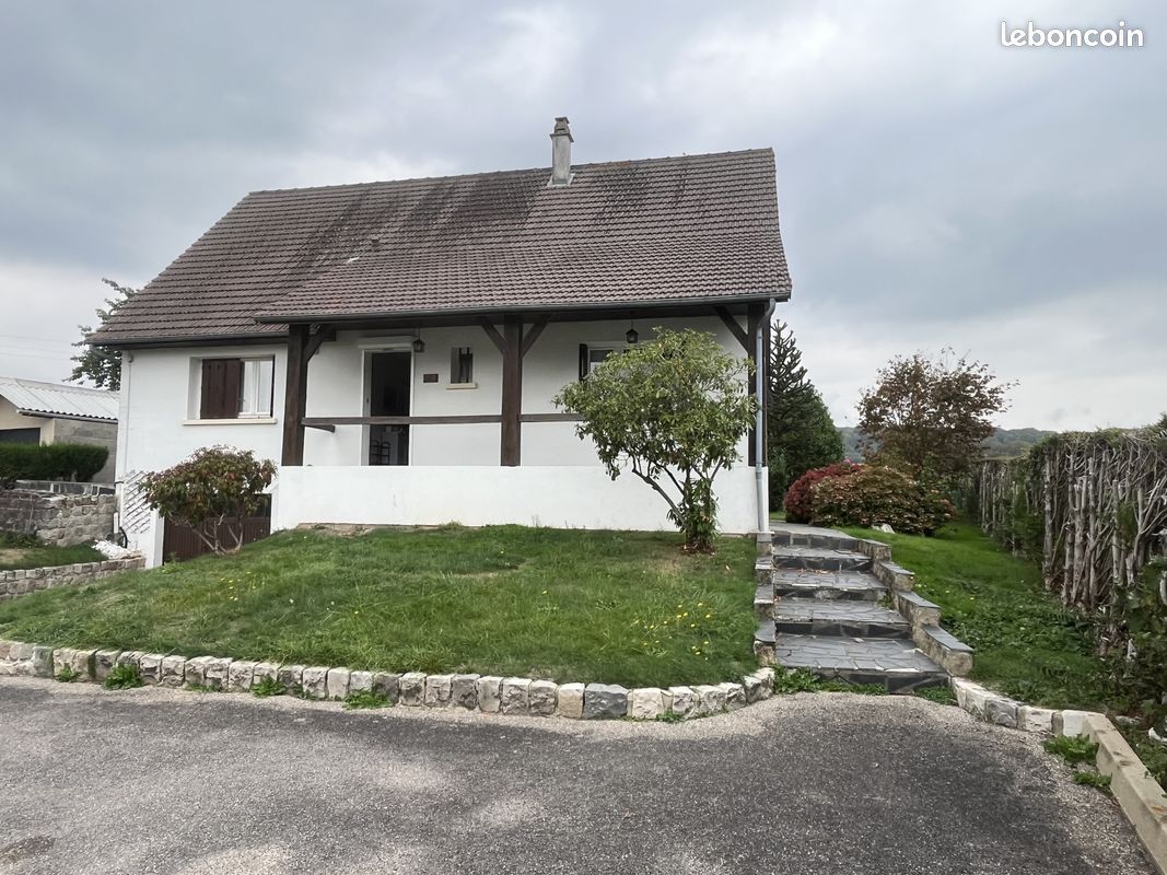 Maison 5 pièces 110 m² · à Nesle-Normandeuse · 110 m² · 190 000 €