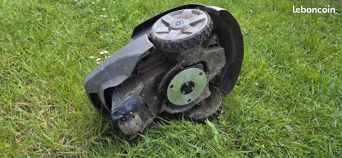 Robot tondeuse Husqvarna (image 3)