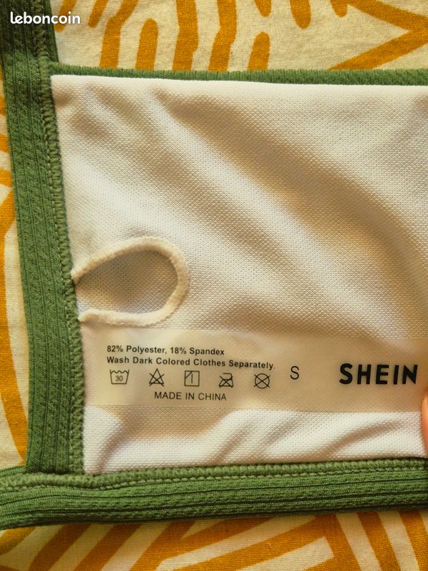 Haut de maillot de bain kaki décolleté droit (image 6)