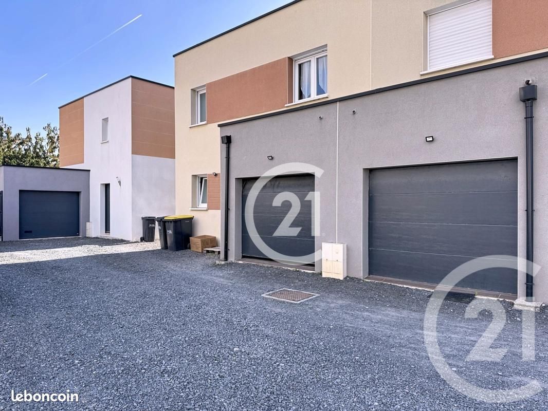 Maison 5 pièces 95 m² · à Saint-Martin-de-May · 95 m² · 1 100 €/mois