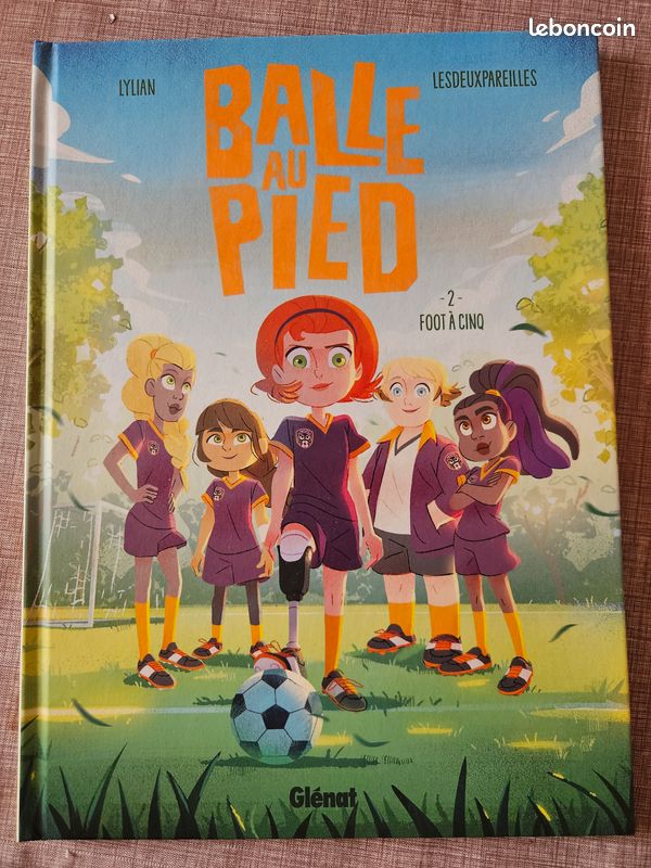 Balle au pied - Tome 02: Foot à cinq (image 1)