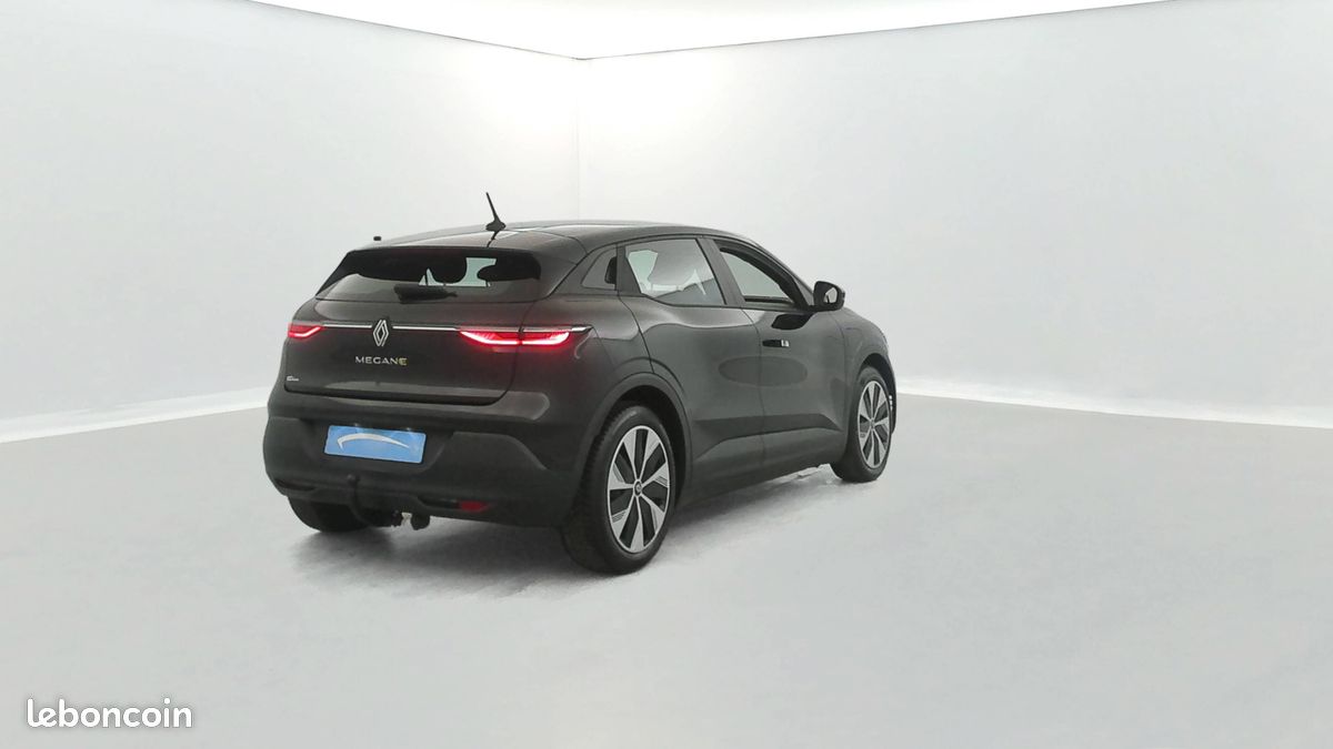 RENAULT Megane E-Tech EV60 130ch optimum charge Evolution ER (image 5)