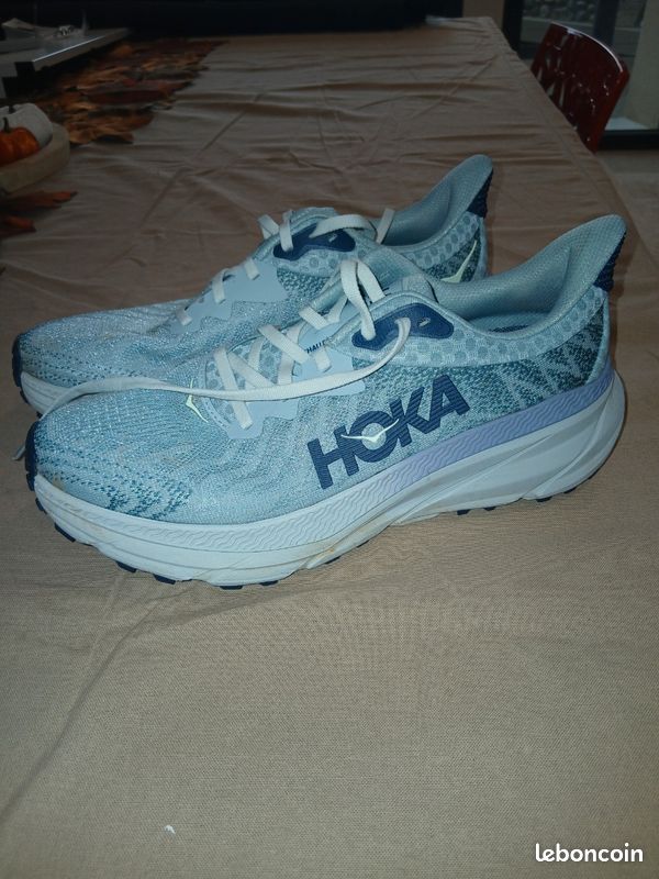 Basket hoka taille 42 (image 1)