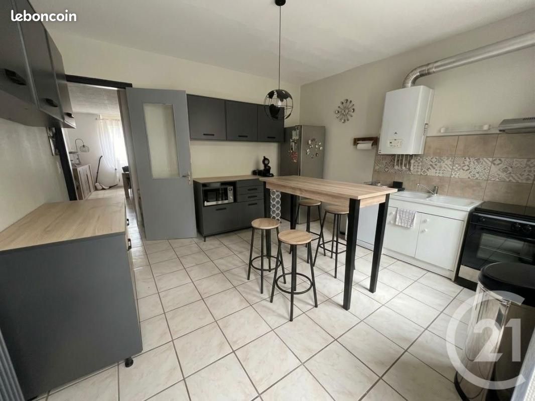 Appartement 3 pièces 86 m² · à Étain · 86 m² · 530 €/mois