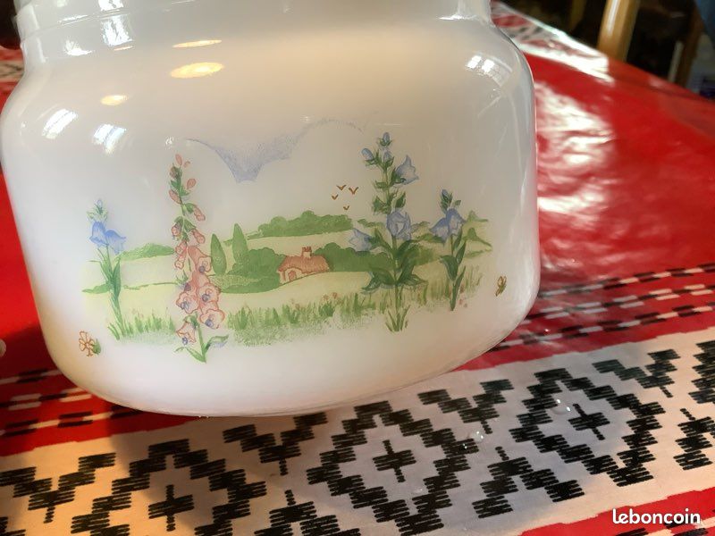 Cafetière Verseuse Arcopal Vintage – Motif Petits Nœuds, Céramique Blanche