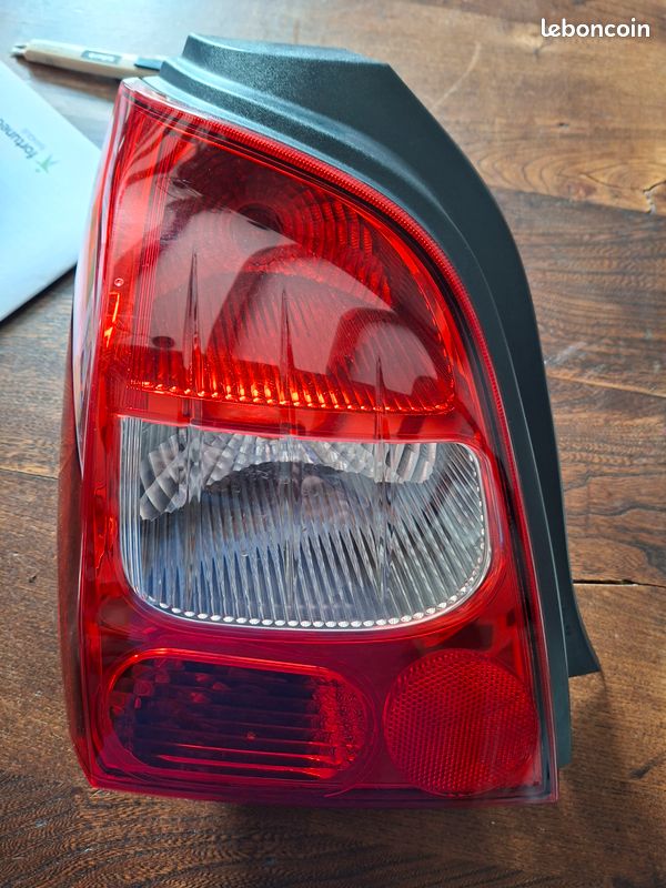 Feu arrière Twingo 2 (image 1)