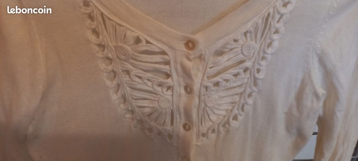 Gilet femme blanc avec broderie devant T 36 (image 2)