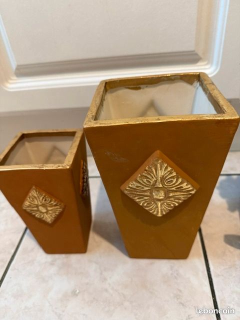 Duo de Vases Géométriques – Style Terracotta & Doré Antique (image 2)