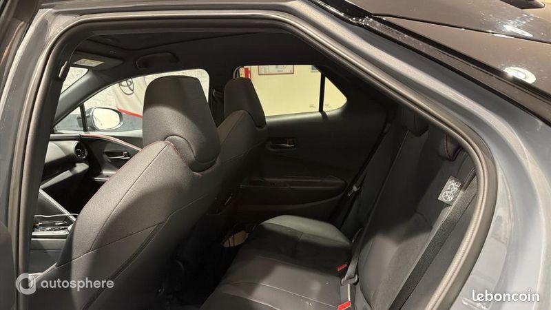 Toyota C-Hr 2.0 Hybride Rechargeable 225ch GR Sport MY26 (image 13)