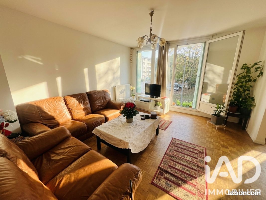 Appartement 4 pièces 83 m² · à Creil · 83 m² · 137 000 €