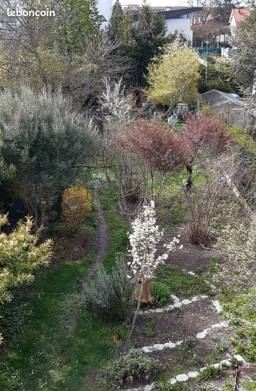 Maison 7 pièces 200 m² · à Carrières-sur-Seine · 200 m² · 1 300 000 €