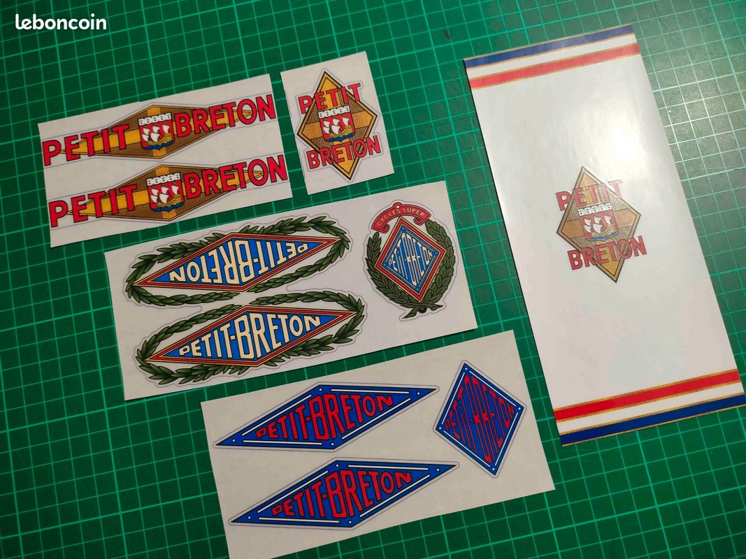 Vélo PETIT BRETON reproduction stickers anciens (image 1)