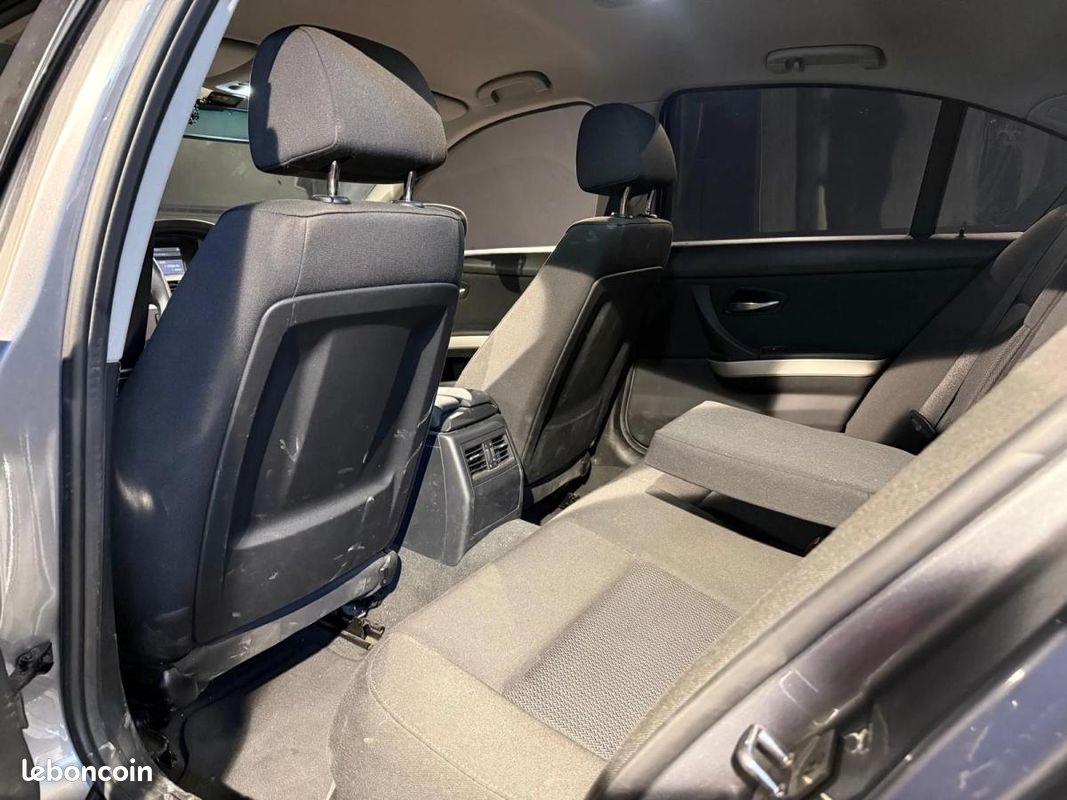 Bmw Serie 3 2.0 320 I 170 EDITION (image 23)